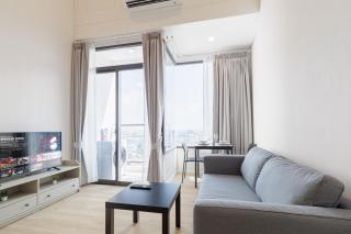 Rama9 Duplex Near Train Market RCA Free Pool Gym - 0