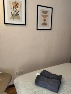 Santa Isabel Street, Private rooms - 2