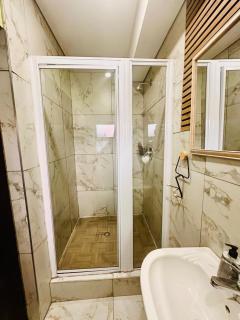 Bains Game Lodge Self-Catering Accommodation - 3