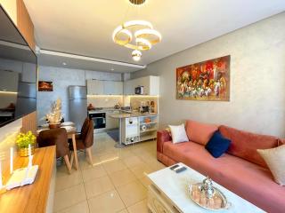 Charming 2BR with Pool, Fiber, IPTV and City View - 7