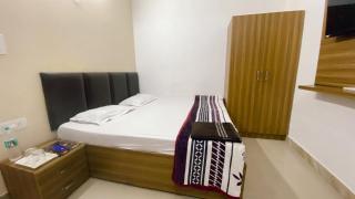 Hotel The Hills Aura - 1