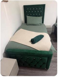 Check In, Chill Out - 5 Beds, Smart TV, Fast WiFi & Free Parking -Doncaster- City Centre Links - 6