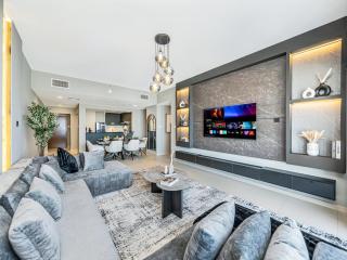 Wonderful Stay at Gate Towers Spacious Luxury Apartments on Al Reem Island - 5