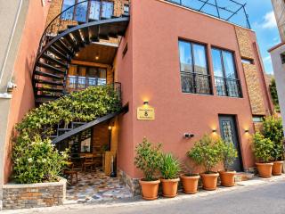 Apartments -The Stairs Residence - Old Tbilisi - 9