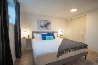 Modern Cozy Suite - Central NW Calgary - 5