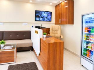 FAMILY Hotel Bela Elite MLY INN UJJAIN - Near Mahakal Temple & Railway Station - Airconditioned room - wifi - BEST HOTEL IN UJJAIN - 3