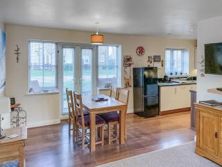 The Bay - Sandy Bay Cottage - 8