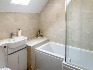 The Bay - Sandy Bay Cottage - 7