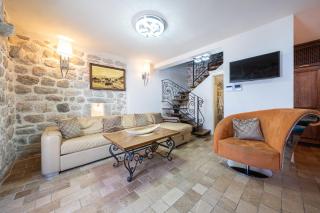 Waterfront Villa in Muo - 2