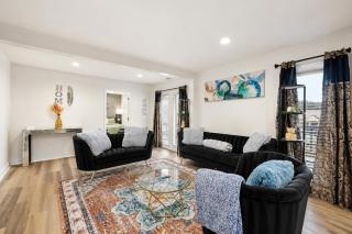 Atlanta Spacious 7-Bedroom Family Home sleeps 26 - 9