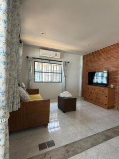 Blue Sky Beach House Samui - 5