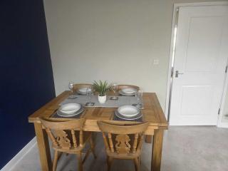 Spacious contactor and family house free parking and wifi - 2