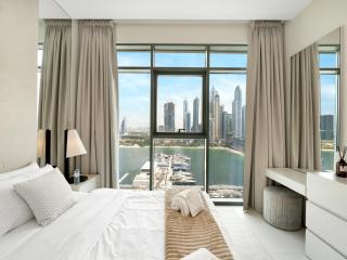 Upscale family friendly 4 bedroom on Private Beach with Amazing Views - 4