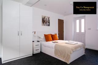 Serviced apartments Opposite Leicester Railway Station - By StayCo - 0