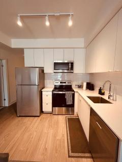 Modern 2BR,2BA Near Brock Niagara - 9