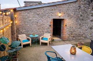 Maison de village - Terrasse et garage - 0
