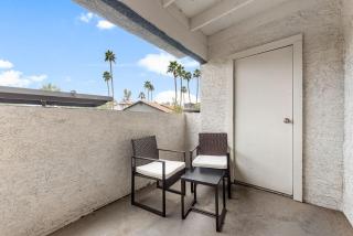 Tempe Retreat Near ASU - 2BR Pool & Gym - 6