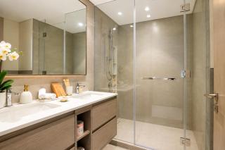 Grande Downtown Dubai Luxury 2BR Apt with Burj Khalifa & Dubai Fountain Views - 4