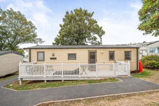 3 Bed-Sleeps 8-Pet Friendly-Parking-Sea View - 2