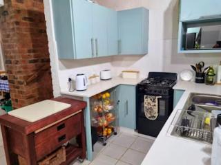 Optibos - 3 Bedroom Holiday Home 6 Sleeper - 2