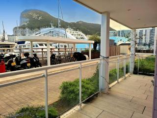 VV - The Marina Nest with Rooftop Pools - 9