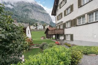 Alpine Rooms Schwändi near Glarus - 9