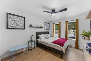 The Modern Family Retreat Sleeps 6 - 2