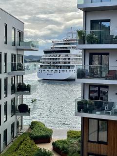 Lovely corner apartment with sea views in Kanalbyen - 1