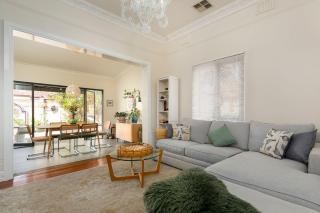 Chic Heritage Home w/ Alfresco/5 Mins to Perth CBD - 8