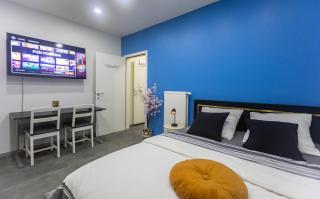 Appart climatisé au RDC avec cuisine privée, trés grande salle de bain, arrivée autonome et fenêtre sur couloir - 8