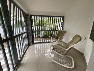 Las Tres Casitas 3A - 1