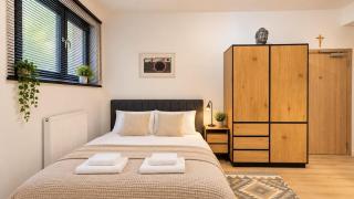 Modern Studio with AC near Old Town - 4
