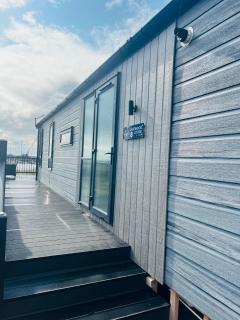 Marina Bay Lodges - 3