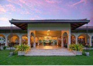 Four-Bedroom Villa in Canterbury, Kahathuduwa - 9