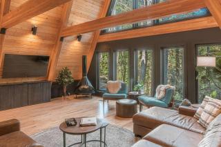 Two Pines Hollow - Private A-Frame Hot Tub Forest Retreat - Rogers - 7