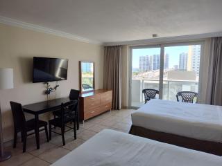 Estudios con y sin balcón en Sunny Isles Beach - 3