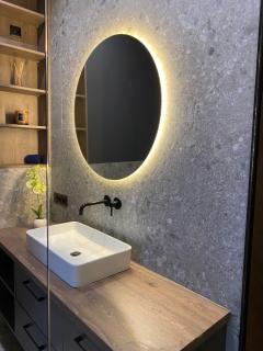 18th Floor Capital Apartment - 2