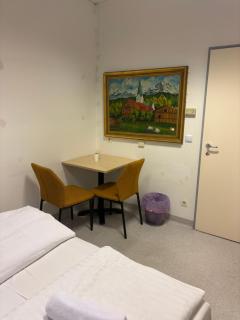 Comfort Stay Near City Center - 1