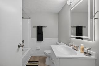 Modern & Comfortable Retreat - 3