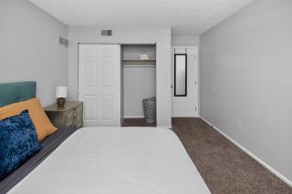 Modern & Comfortable Retreat - 6