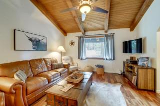 Hot Tub & Patio: Pet-Friendly Cabin in Munds Park! - 5