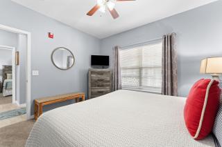 Tina Condo B-5 - 2