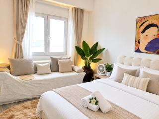 WOW 3BR Home for 10 Guests Near Ben Thanh - 8