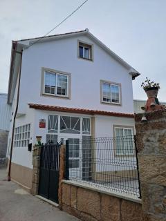 Entire house in Boiro, 5 minutes from the beach - 0