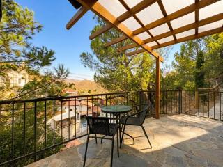 Dierona Tiny House - Hillside Garden Trail - 9