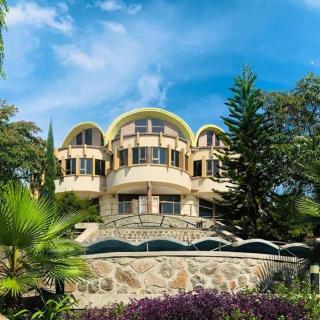 Jinka Arbaminch Lodge And tour Service - 0