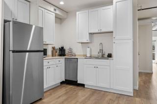 Hearth & Harvest - Cozy Farmhouse-Inspired 2BDR - 7