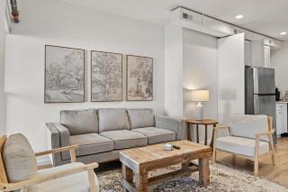 Hearth & Harvest - Cozy Farmhouse-Inspired 2BDR - 6