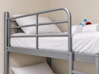 The Nest Bunk & Capsule MbZ - 7