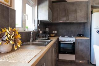 George V Luxury Apartments - Room 2 - 1